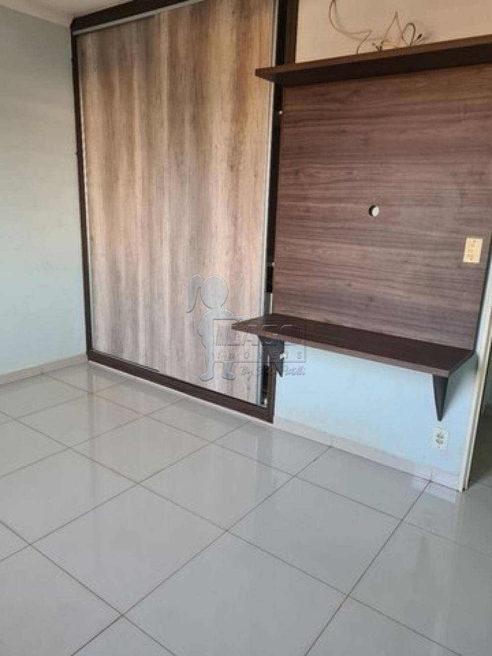 Alugar Apartamentos / Padrão em Ribeirão Preto R$ 1.400,00 - Foto 4