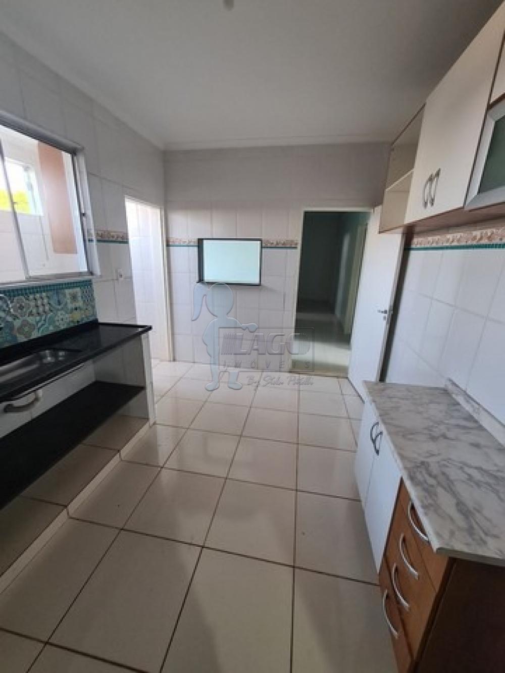 Alugar Apartamentos / Padrão em Ribeirão Preto R$ 1.400,00 - Foto 2