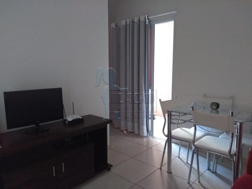 Comprar Apartamentos / Padrão em Ribeirão Preto R$ 160.000,00 - Foto 2