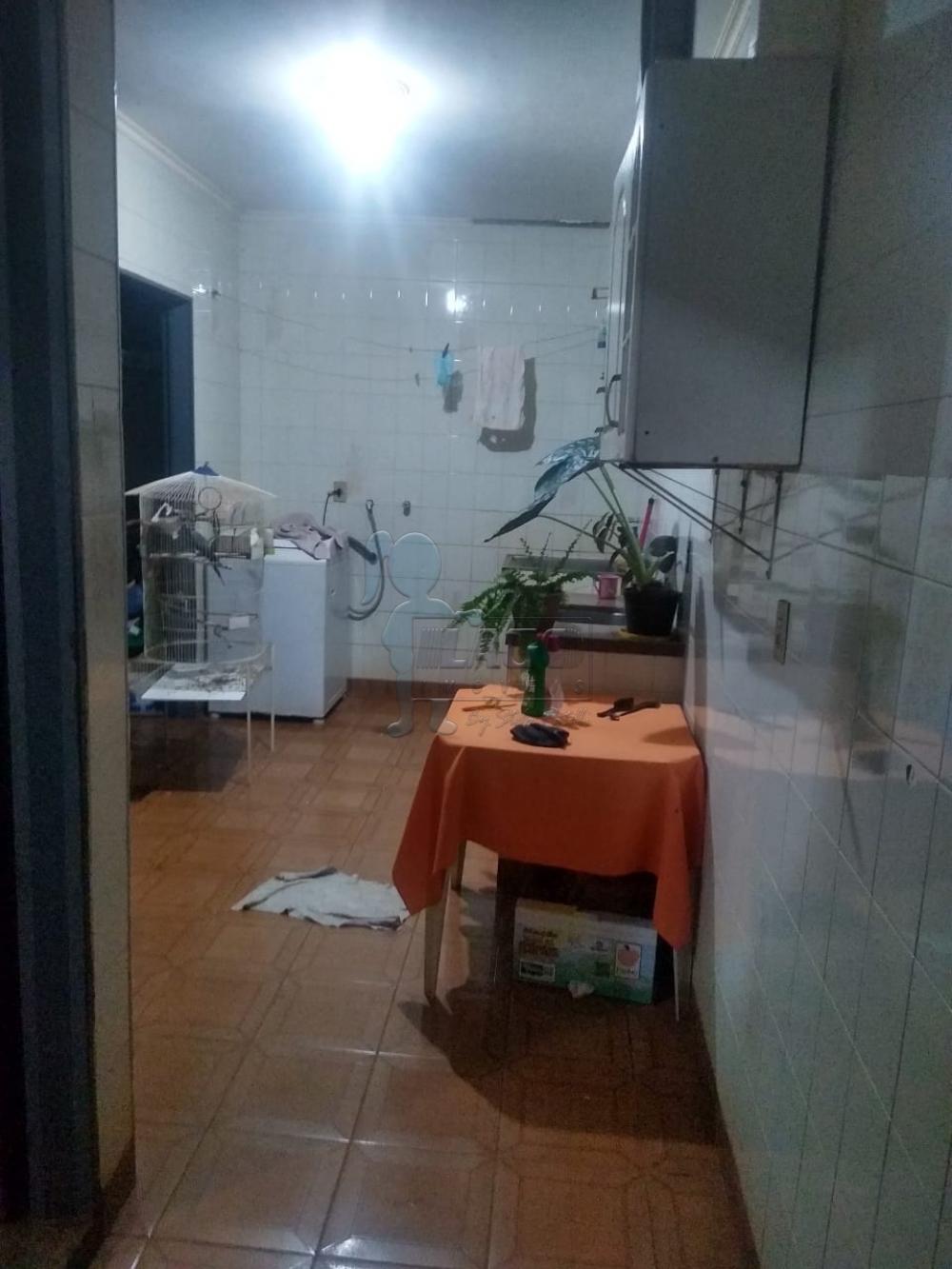 Comprar Casas / Padrão em Ribeirão Preto R$ 275.000,00 - Foto 3