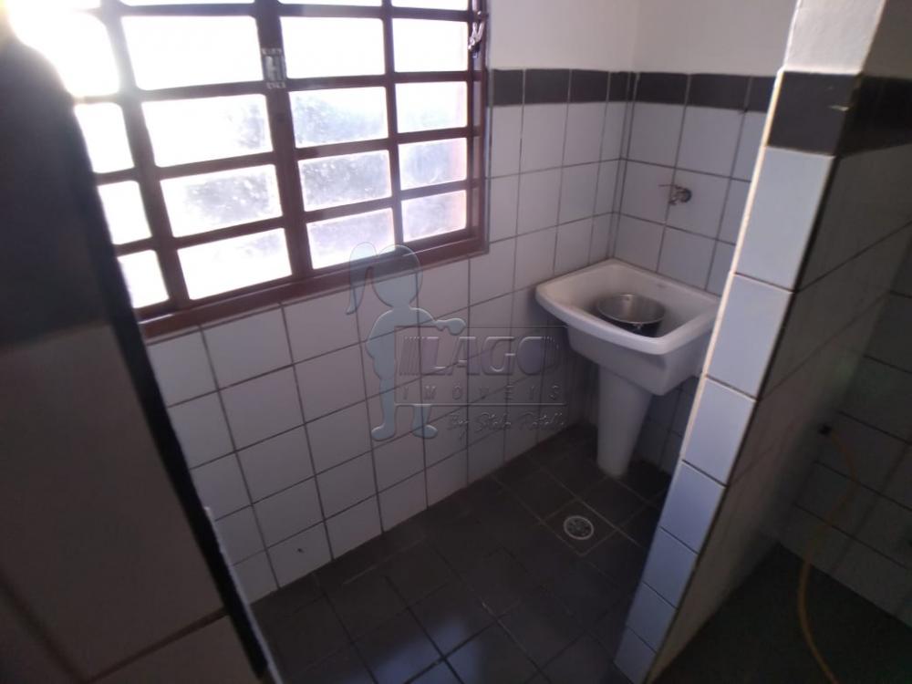 Alugar Apartamentos / Padrão em Ribeirão Preto R$ 750,00 - Foto 13