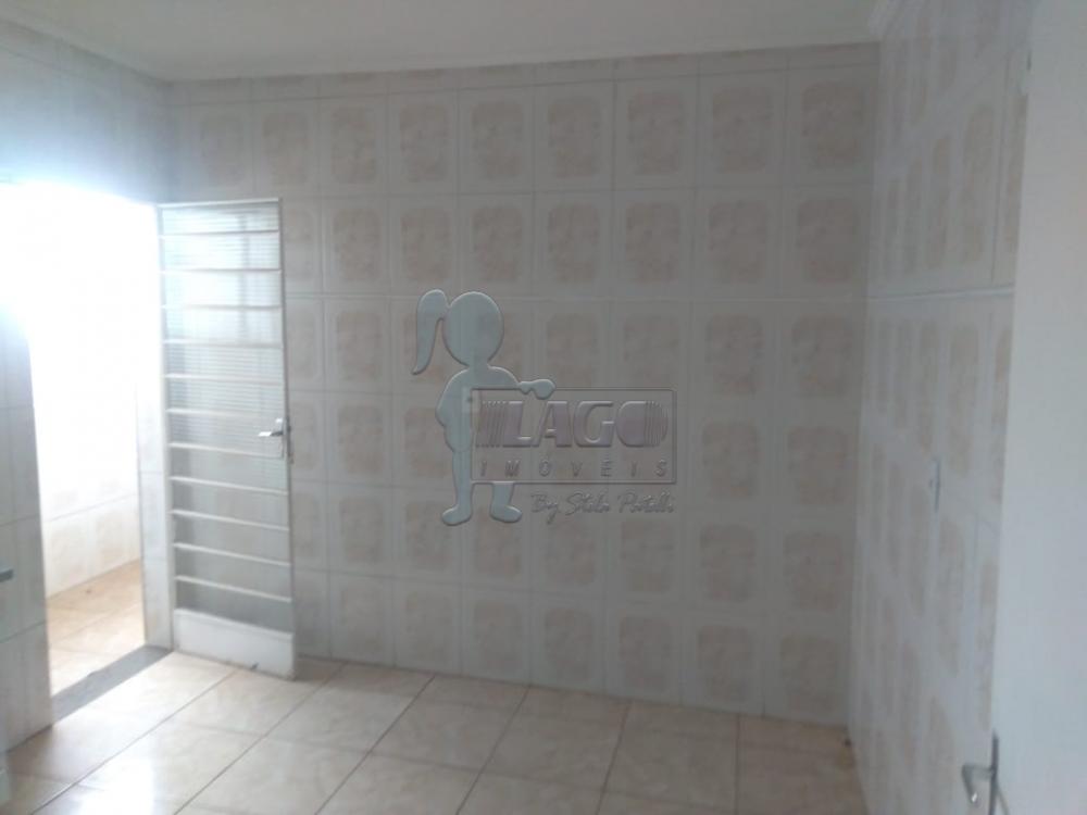 Alugar Apartamentos / Padrão em Ribeirão Preto R$ 900,00 - Foto 4