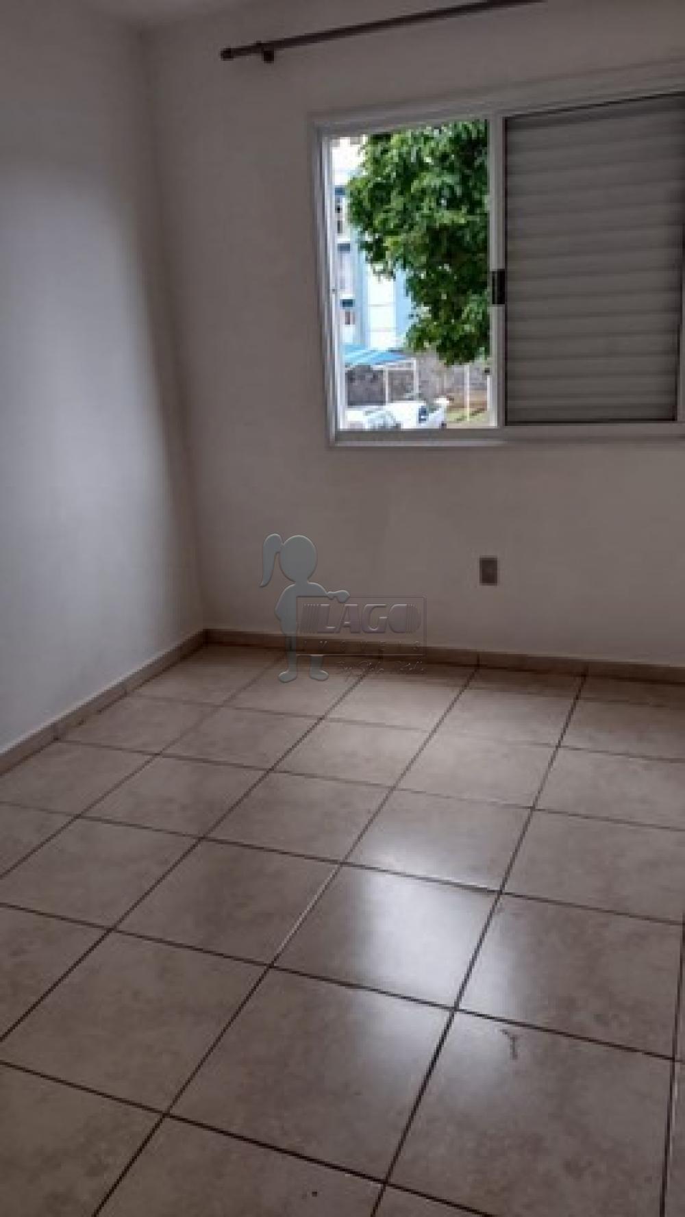 Comprar Apartamentos / Padrão em Ribeirão Preto R$ 195.000,00 - Foto 3