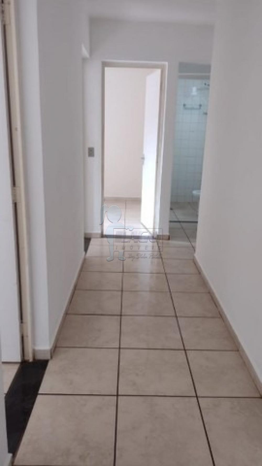 Comprar Apartamentos / Padrão em Ribeirão Preto R$ 195.000,00 - Foto 2