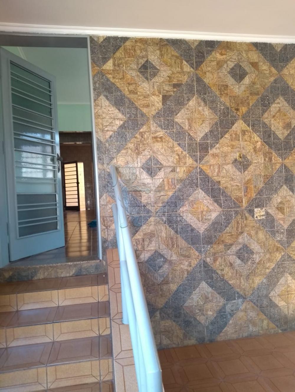 Comprar Casas / Padrão em Ribeirão Preto R$ 318.000,00 - Foto 1