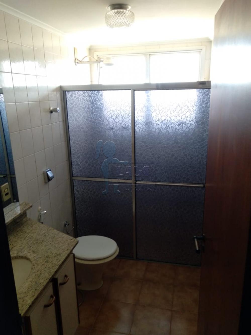 Alugar Apartamentos / Padrão em Ribeirão Preto R$ 1.800,00 - Foto 16