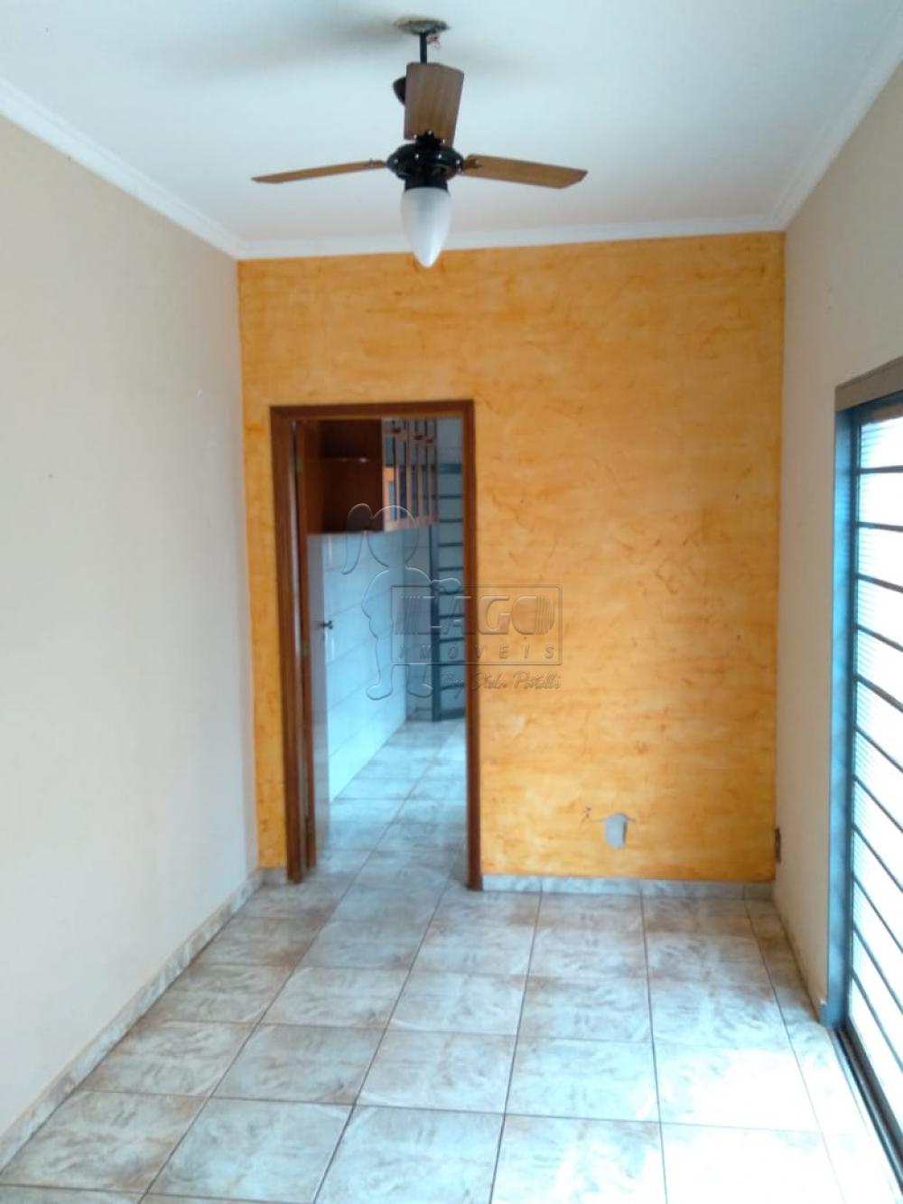 Alugar Casas / Padrão em Ribeirão Preto R$ 1.200,00 - Foto 4
