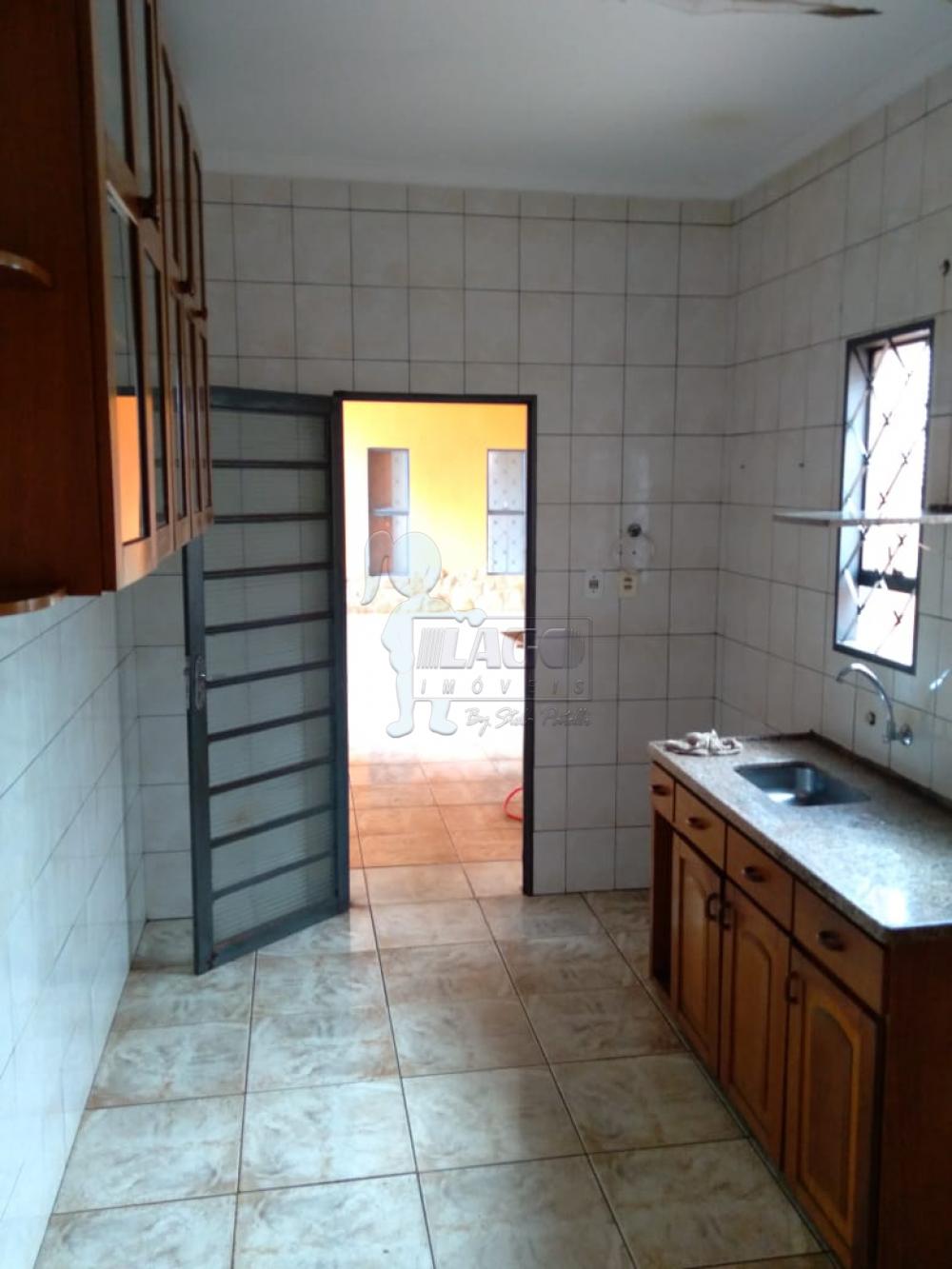 Alugar Casas / Padrão em Ribeirão Preto R$ 1.200,00 - Foto 12