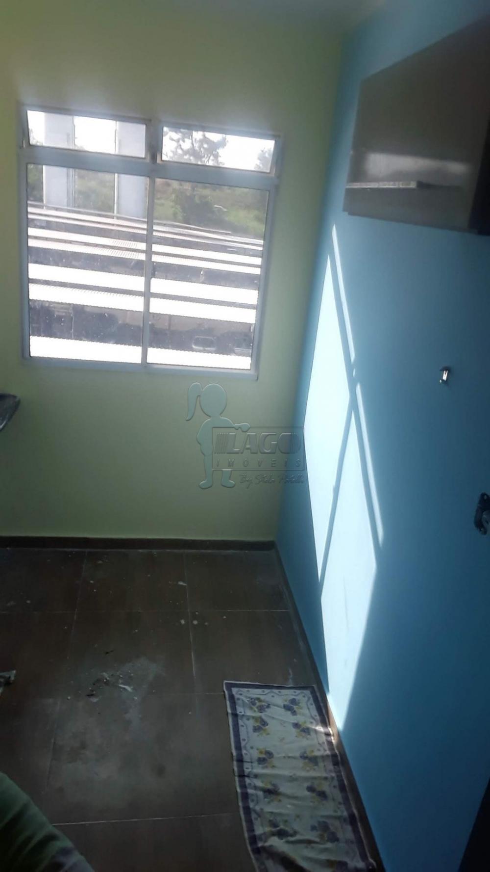 Comprar Apartamentos / Padrão em Ribeirão Preto R$ 175.000,00 - Foto 1