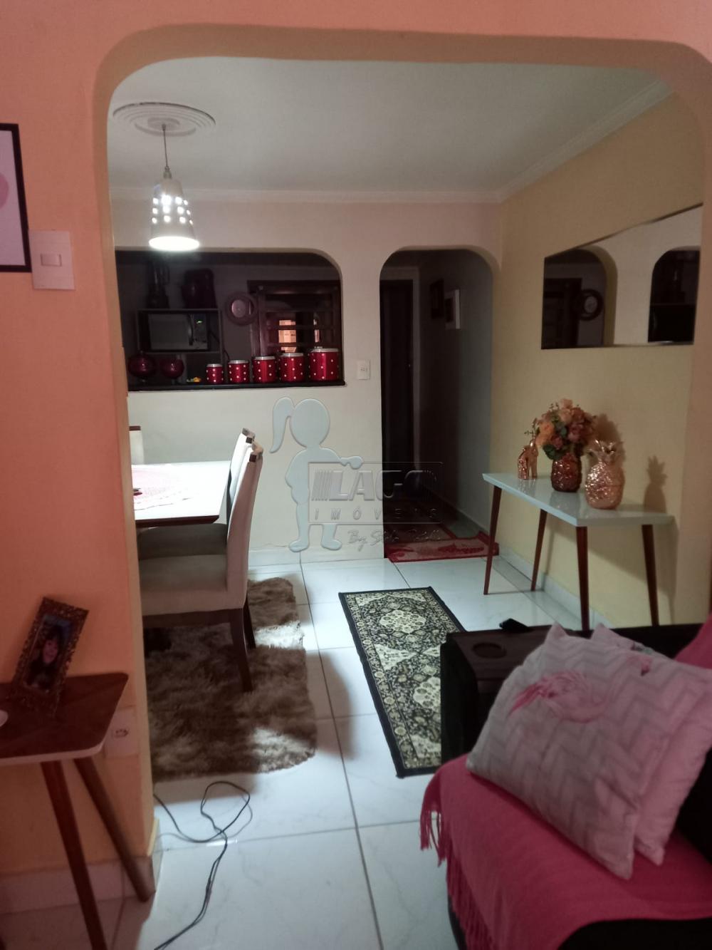 Comprar Casas / Padrão em Ribeirão Preto R$ 250.000,00 - Foto 2