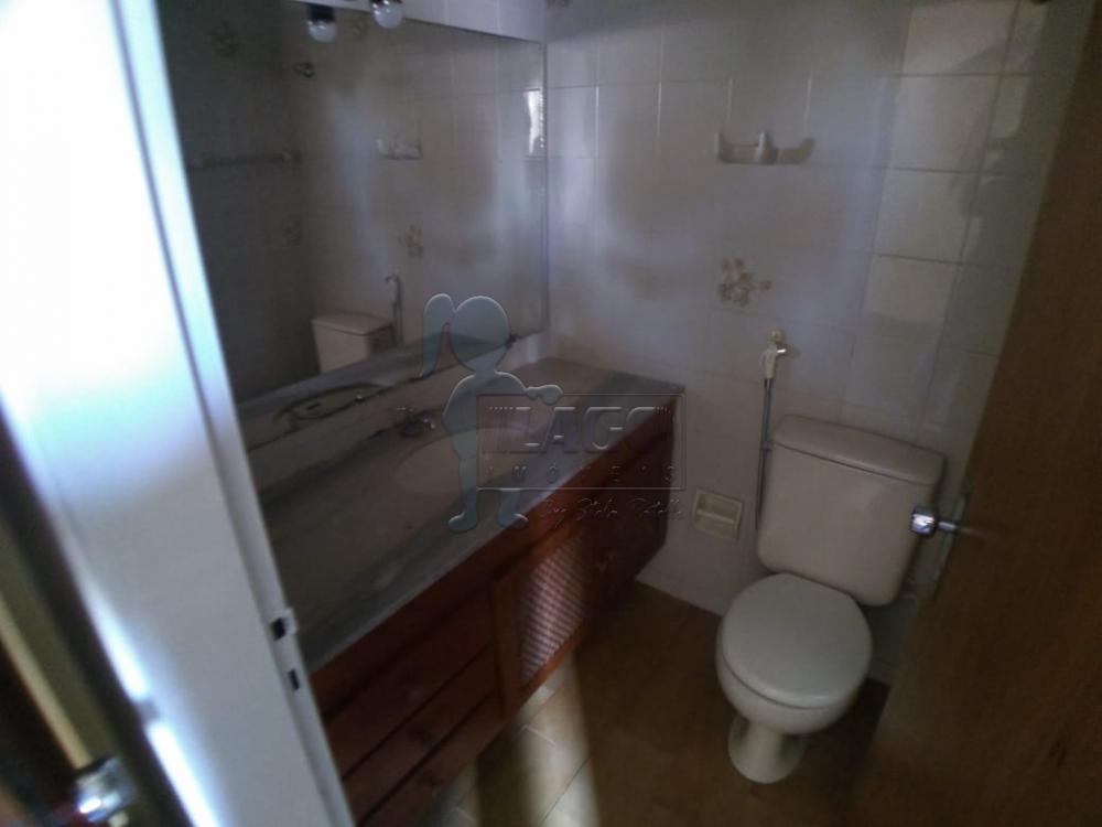 Alugar Apartamentos / Padrão em Ribeirão Preto R$ 1.300,00 - Foto 14