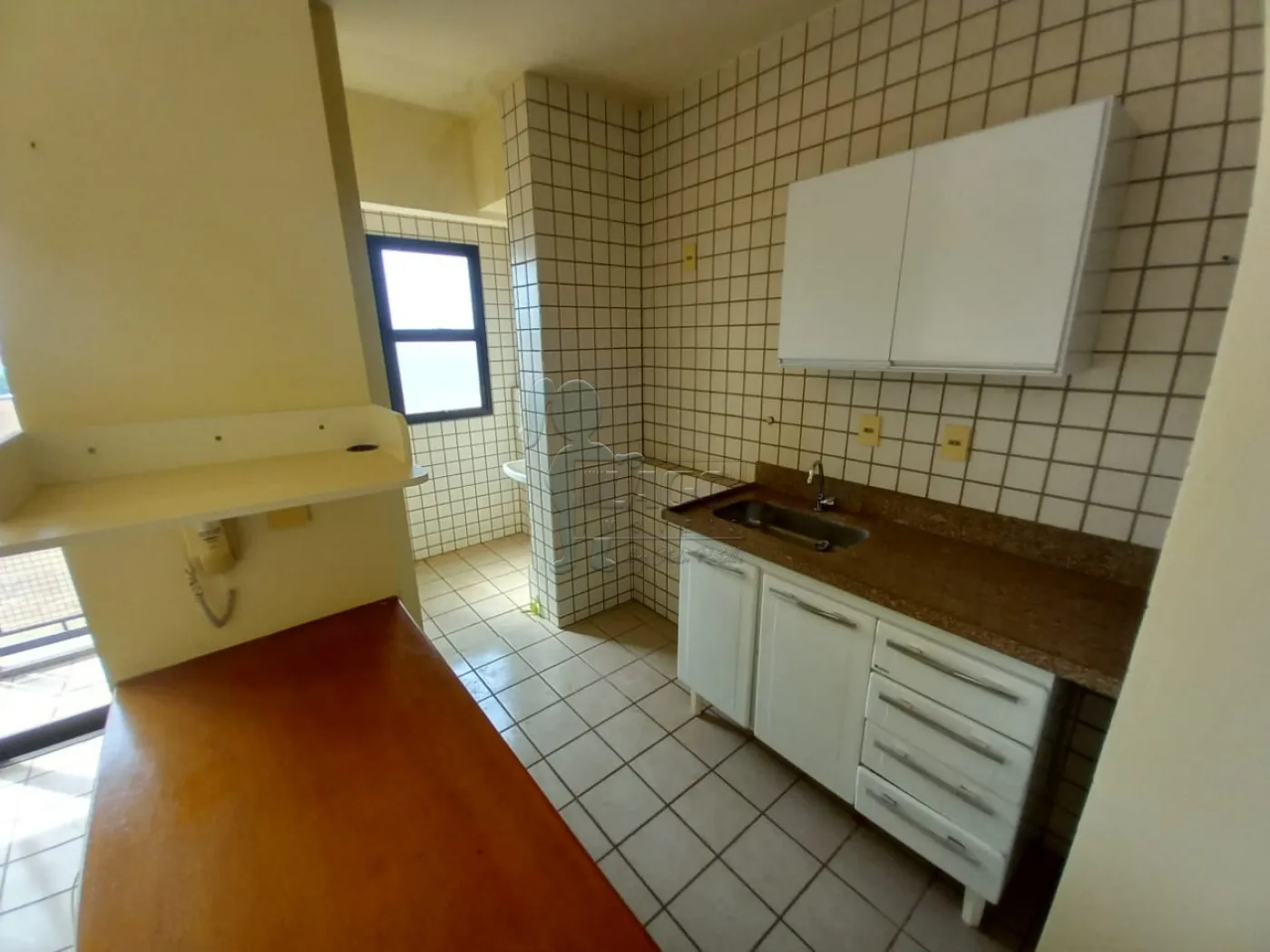 Alugar Apartamentos / Padrão em Ribeirão Preto R$ 900,00 - Foto 3