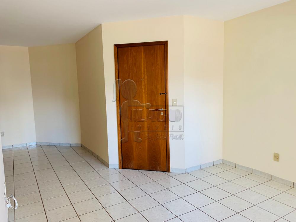 Alugar Apartamentos / Padrão em Ribeirão Preto R$ 1.300,00 - Foto 2