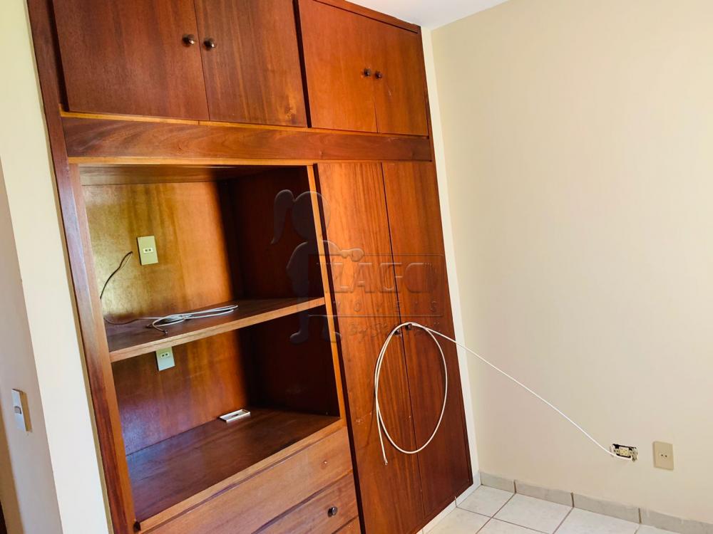 Alugar Apartamentos / Padrão em Ribeirão Preto R$ 1.300,00 - Foto 18