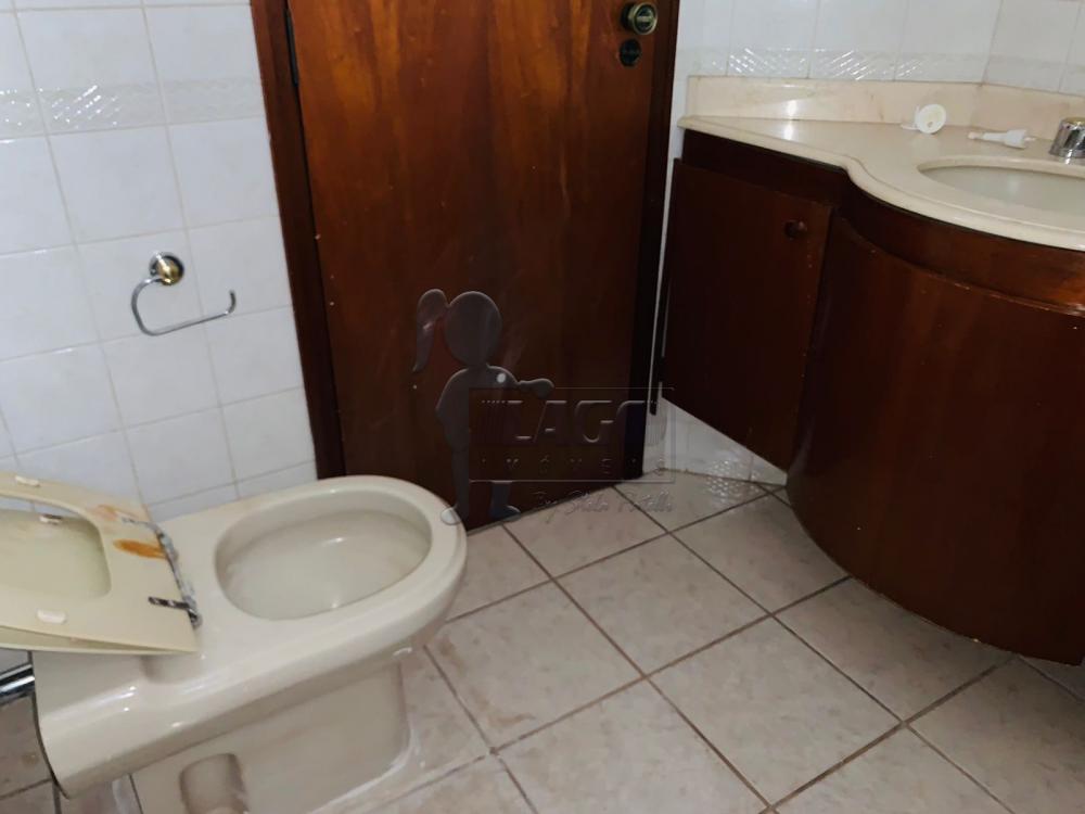 Alugar Apartamentos / Padrão em Ribeirão Preto R$ 1.300,00 - Foto 3