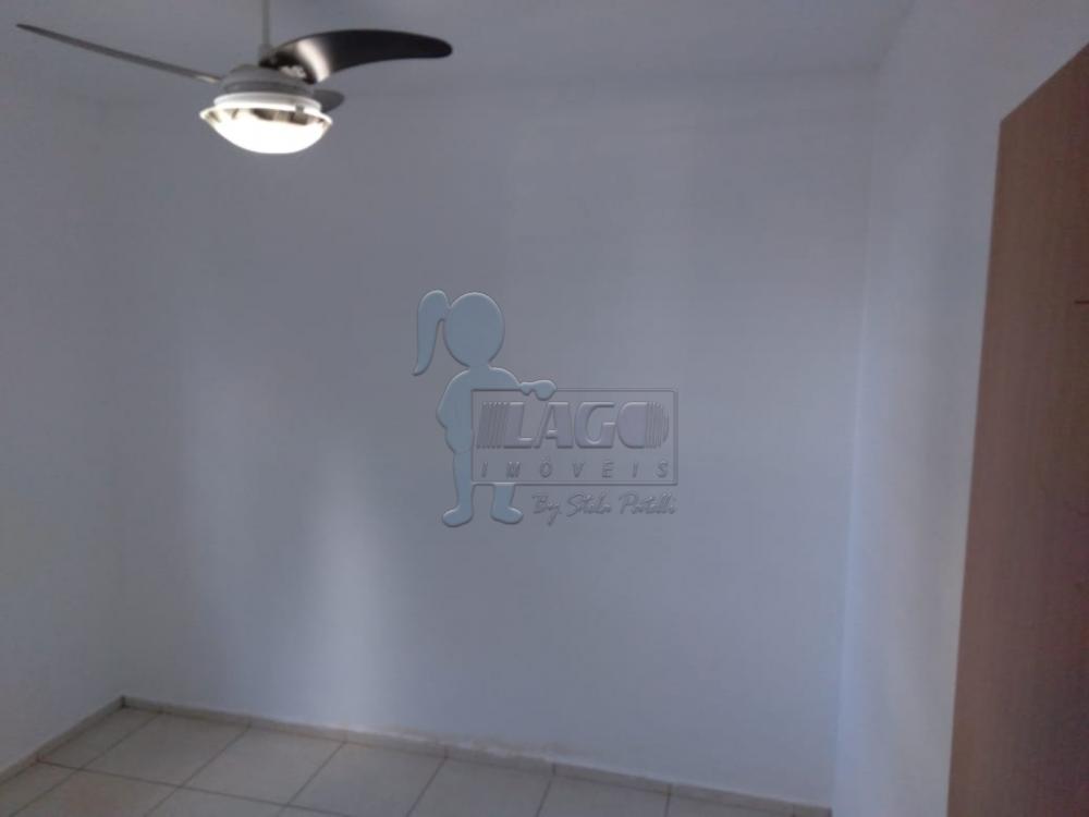 Alugar Apartamentos / Padrão em Ribeirão Preto R$ 725,00 - Foto 4