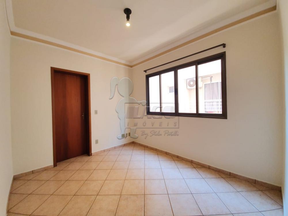 Alugar Apartamentos / Padrão em Ribeirão Preto R$ 850,00 - Foto 2