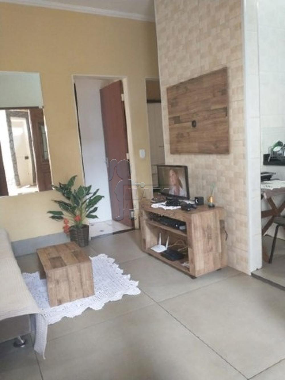 Comprar Casas / Padrão em Ribeirão Preto R$ 371.000,00 - Foto 1