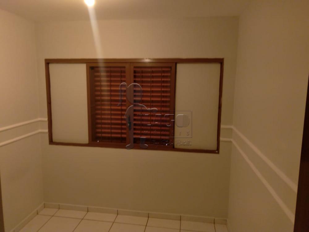 Alugar Apartamentos / Padrão em Ribeirão Preto R$ 1.200,00 - Foto 9