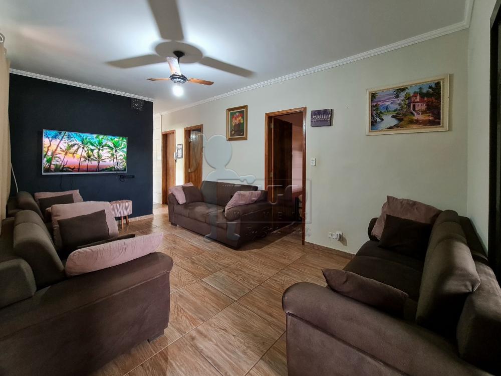 Comprar Casas / Padrão em Ribeirão Preto R$ 300.000,00 - Foto 1