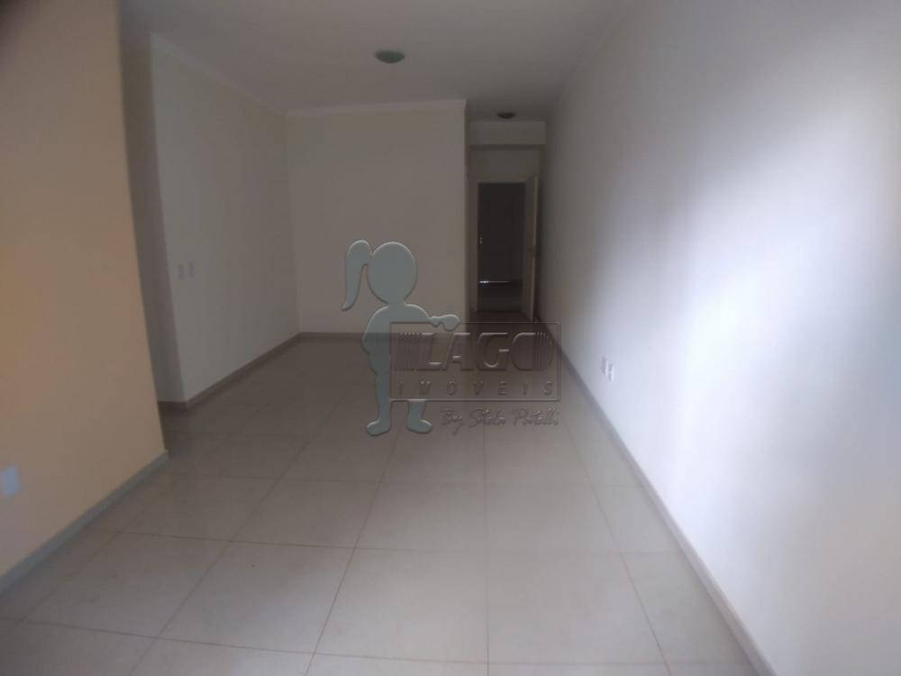 Alugar Apartamentos / Padrão em Ribeirão Preto R$ 1.800,00 - Foto 3