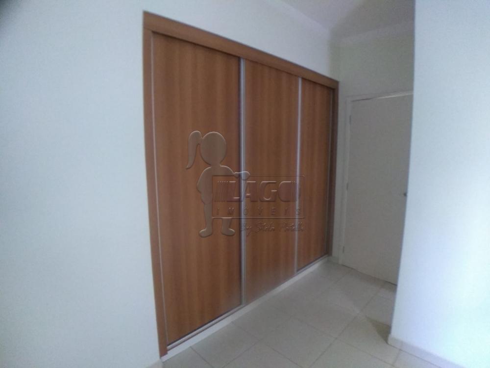 Alugar Apartamentos / Padrão em Ribeirão Preto R$ 1.800,00 - Foto 9