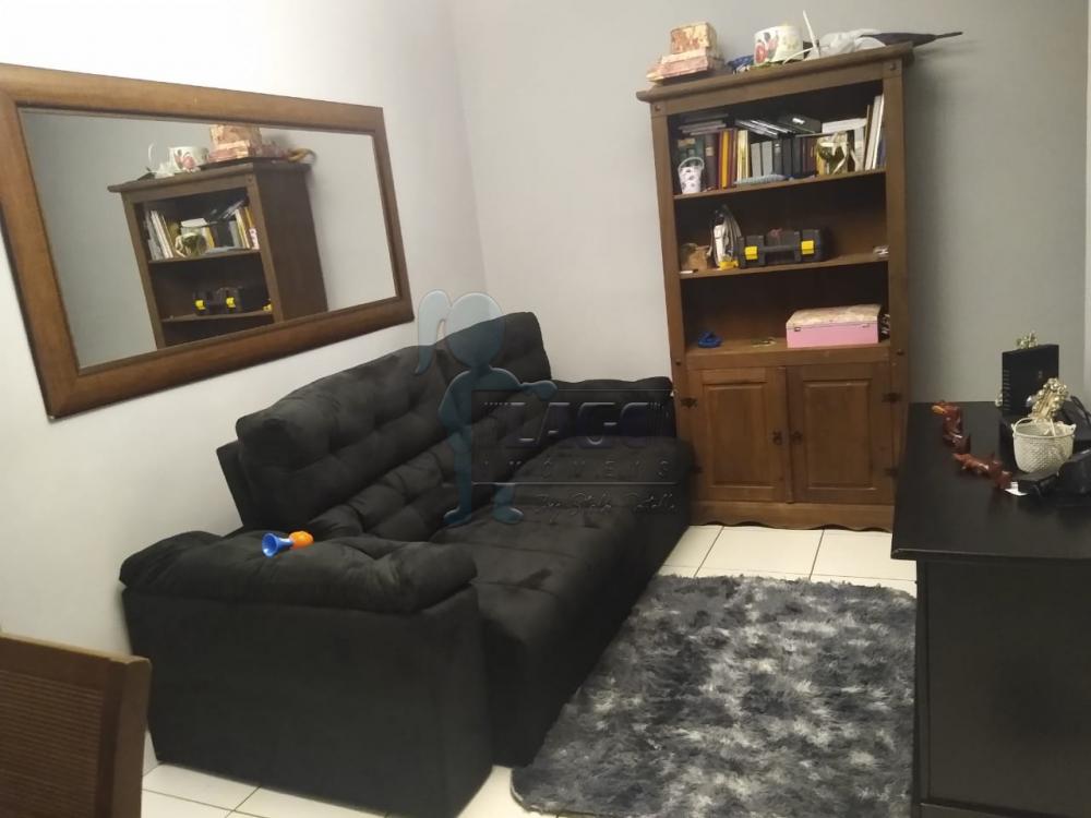 Comprar Apartamentos / Padrão em Ribeirão Preto R$ 200.000,00 - Foto 3