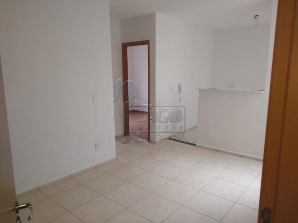 Alugar Apartamentos / Padrão em Ribeirão Preto R$ 800,00 - Foto 1