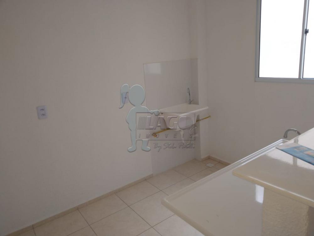 Alugar Apartamentos / Padrão em Ribeirão Preto R$ 800,00 - Foto 4