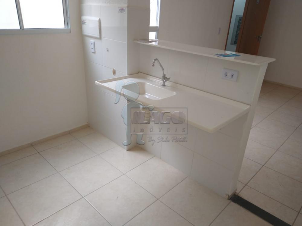 Alugar Apartamentos / Padrão em Ribeirão Preto R$ 800,00 - Foto 3