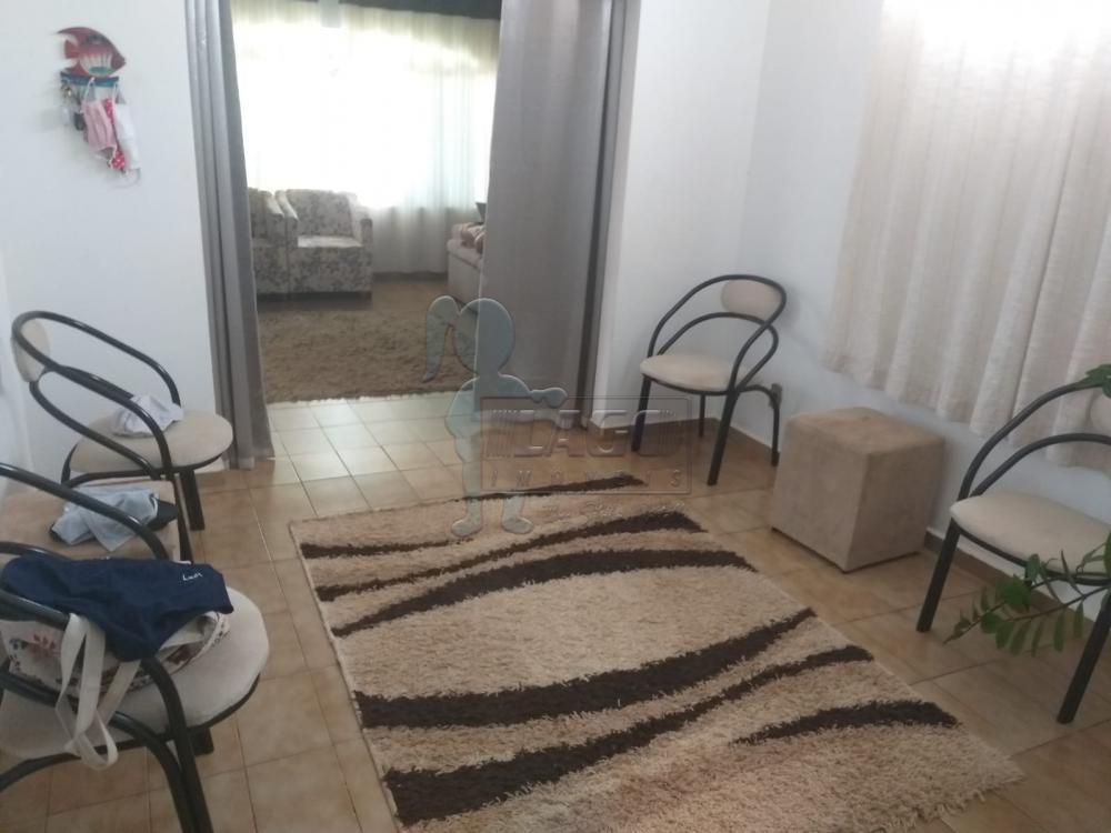 Comprar Casas / Padrão em Ribeirão Preto R$ 420.000,00 - Foto 1