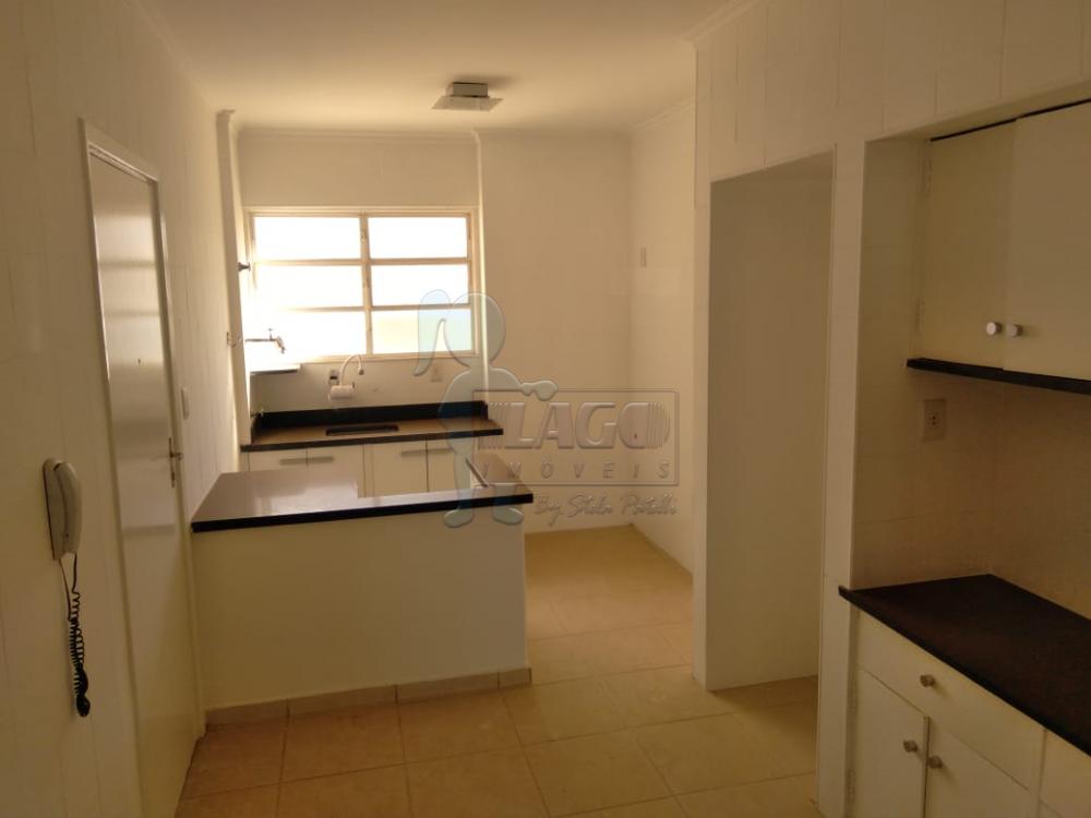 Alugar Apartamentos / Padrão em Ribeirão Preto R$ 1.400,00 - Foto 4