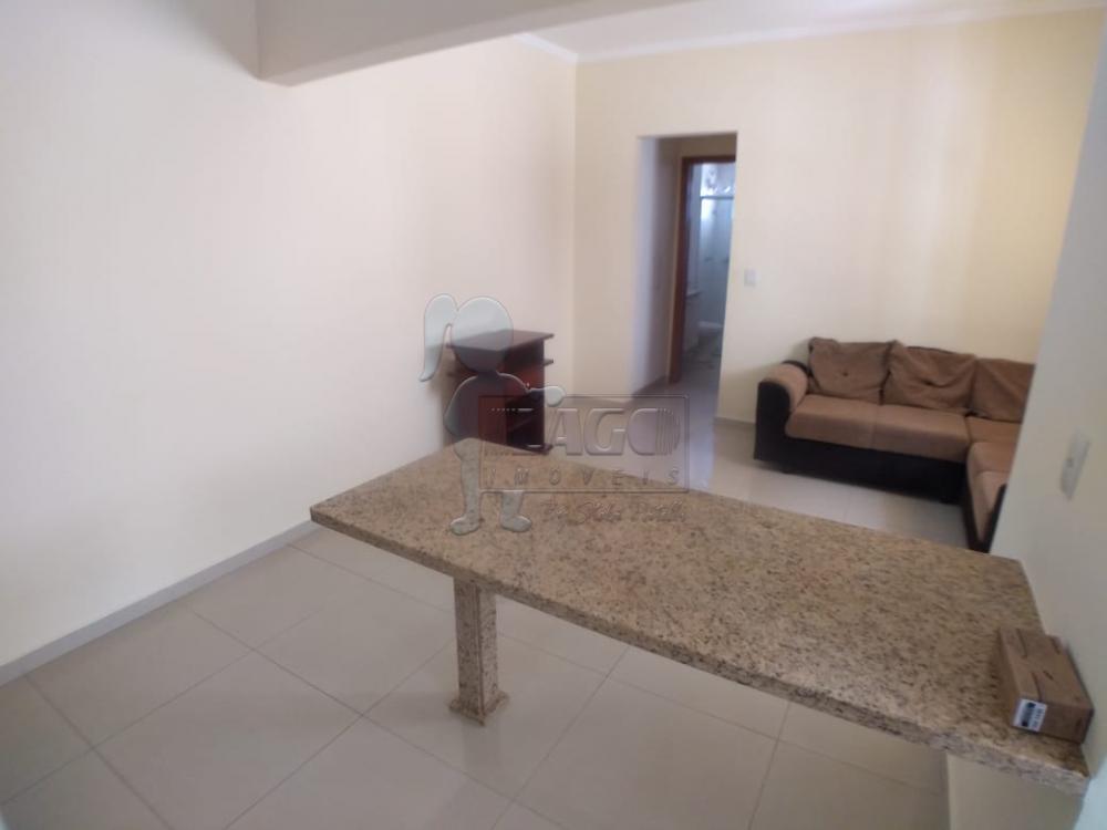 Alugar Apartamentos / Padrão em Ribeirão Preto R$ 1.350,00 - Foto 3