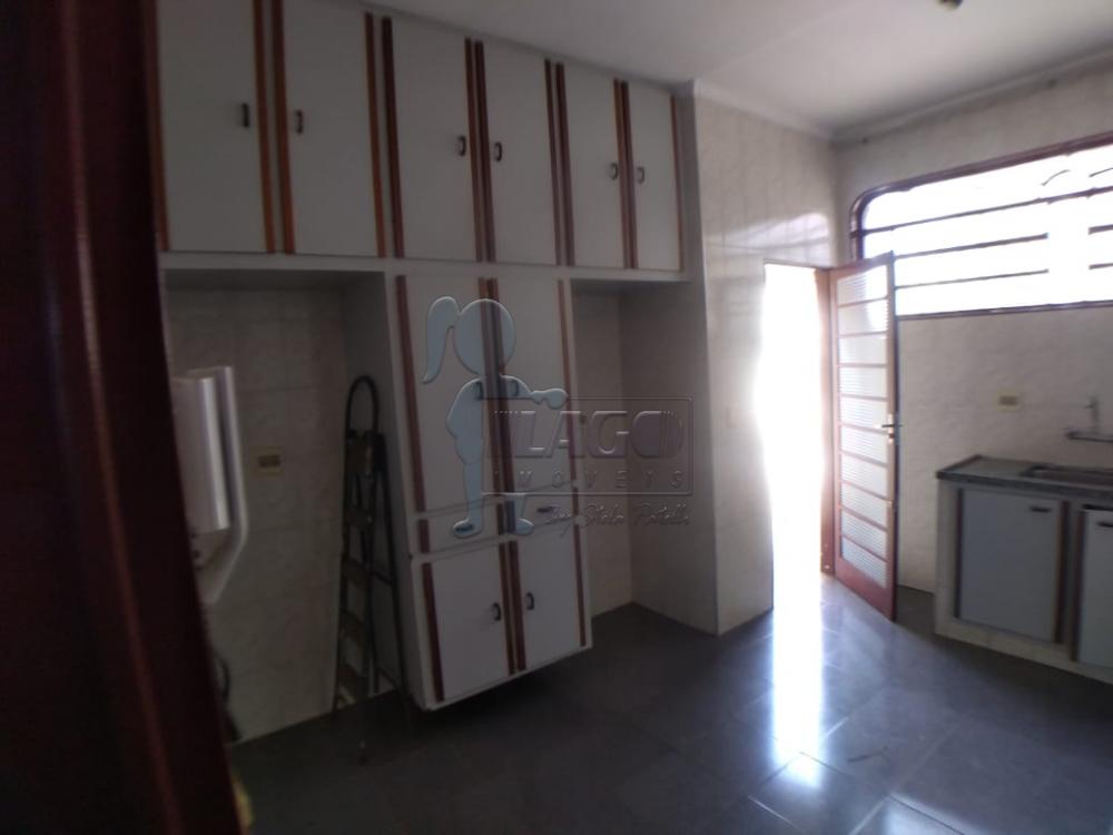 Alugar Casas / Padrão em Ribeirão Preto R$ 2.500,00 - Foto 4