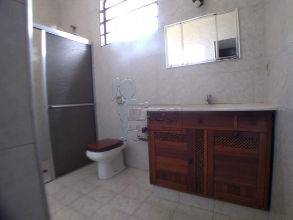 Alugar Casas / Padrão em Ribeirão Preto R$ 2.500,00 - Foto 8