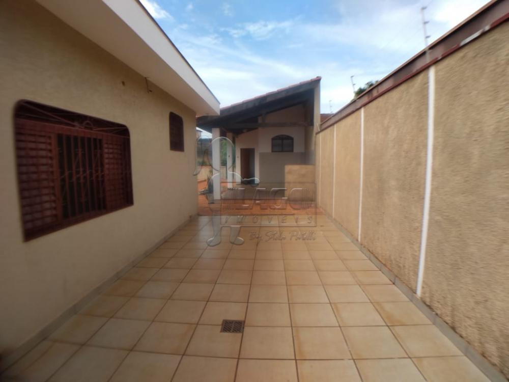 Alugar Casas / Padrão em Ribeirão Preto R$ 2.500,00 - Foto 16