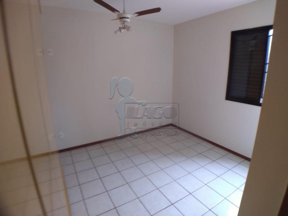 Alugar Apartamentos / Padrão em Ribeirão Preto R$ 1.400,00 - Foto 12