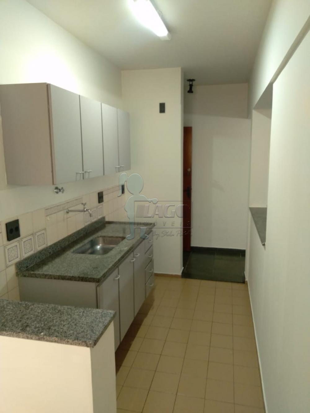 Alugar Apartamentos / Padrão em Ribeirão Preto R$ 900,00 - Foto 3