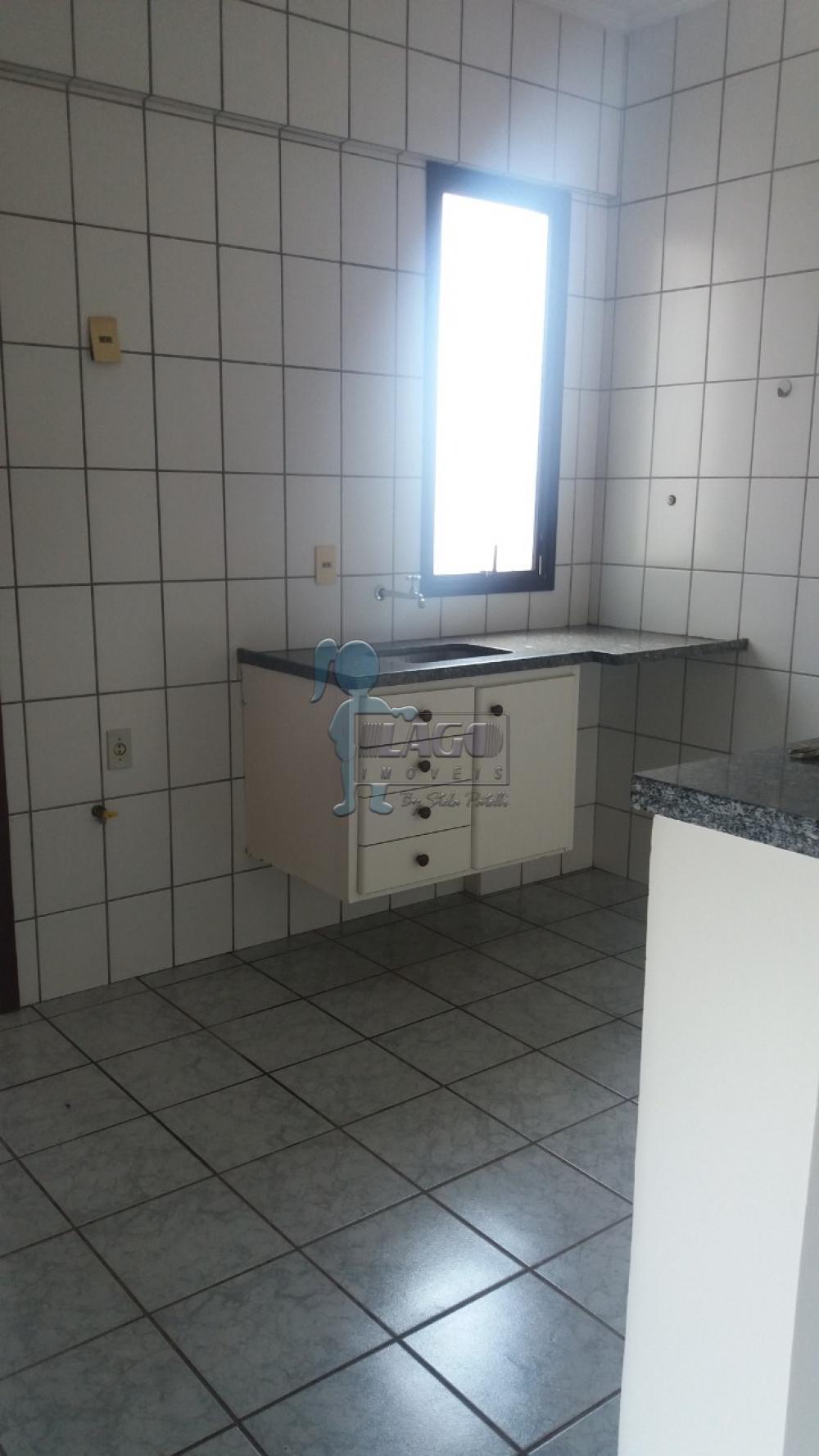 Alugar Apartamentos / Padrão em Ribeirão Preto R$ 740,00 - Foto 4