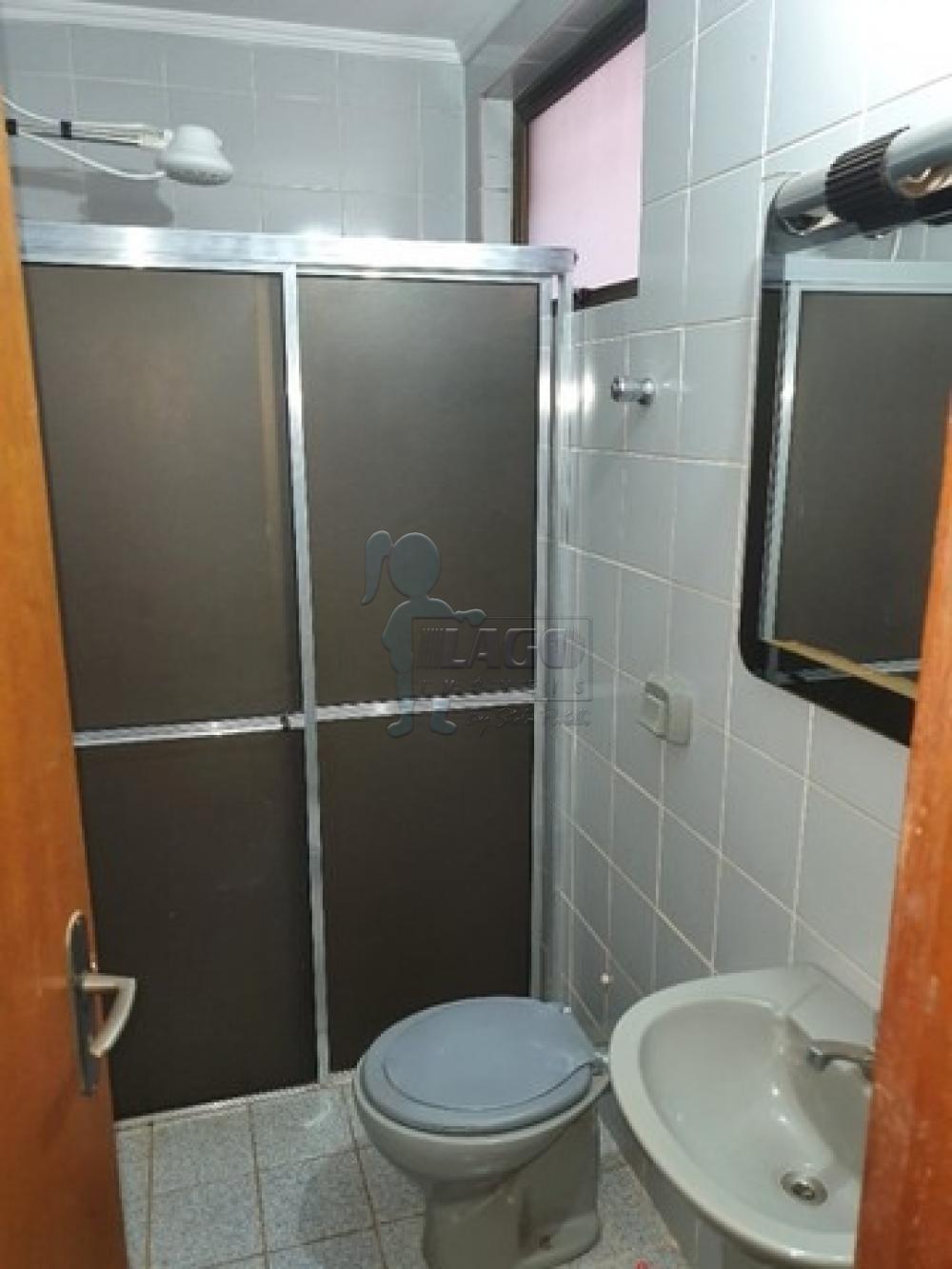 Alugar Apartamentos / Padrão em Ribeirão Preto R$ 700,00 - Foto 3