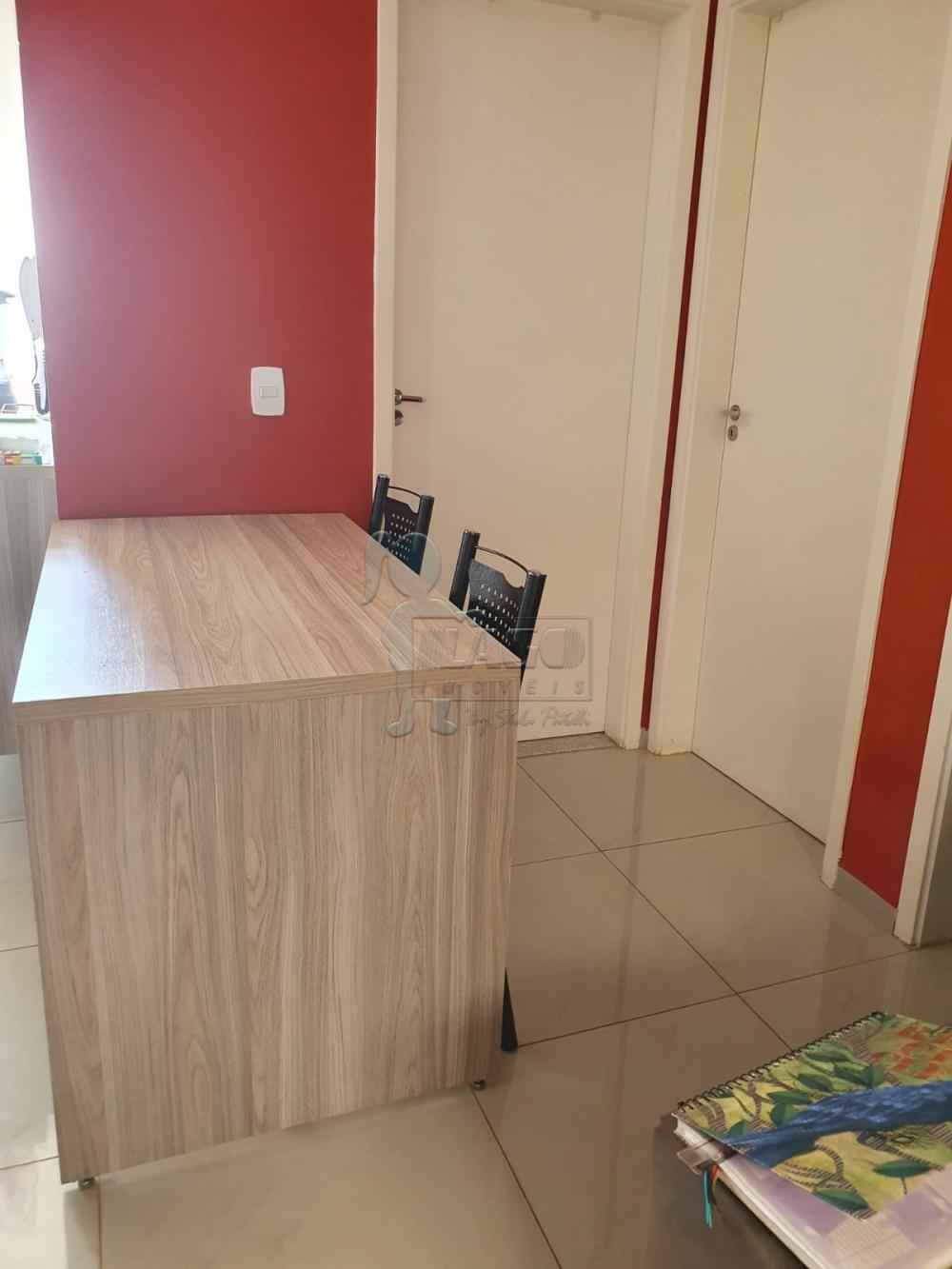 Comprar Apartamentos / Padrão em Ribeirão Preto R$ 175.000,00 - Foto 4