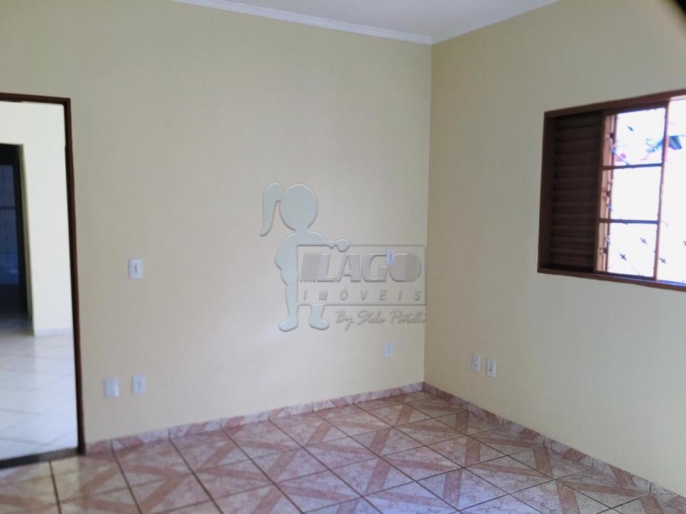 Alugar Casas / Padrão em Ribeirão Preto R$ 900,00 - Foto 12