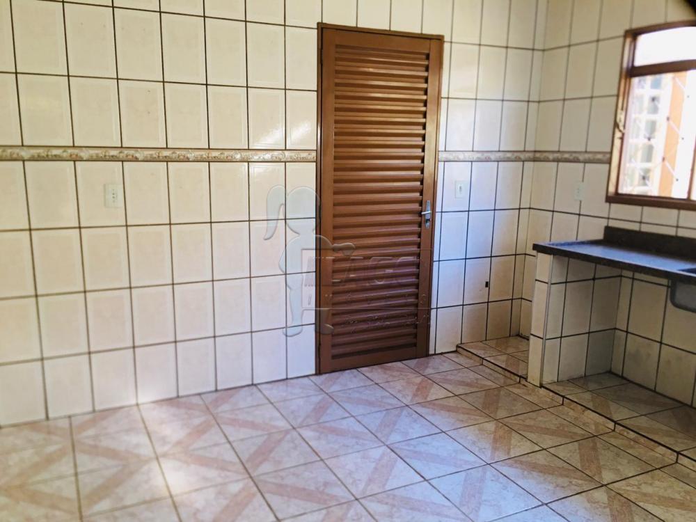 Alugar Casas / Padrão em Ribeirão Preto R$ 900,00 - Foto 15