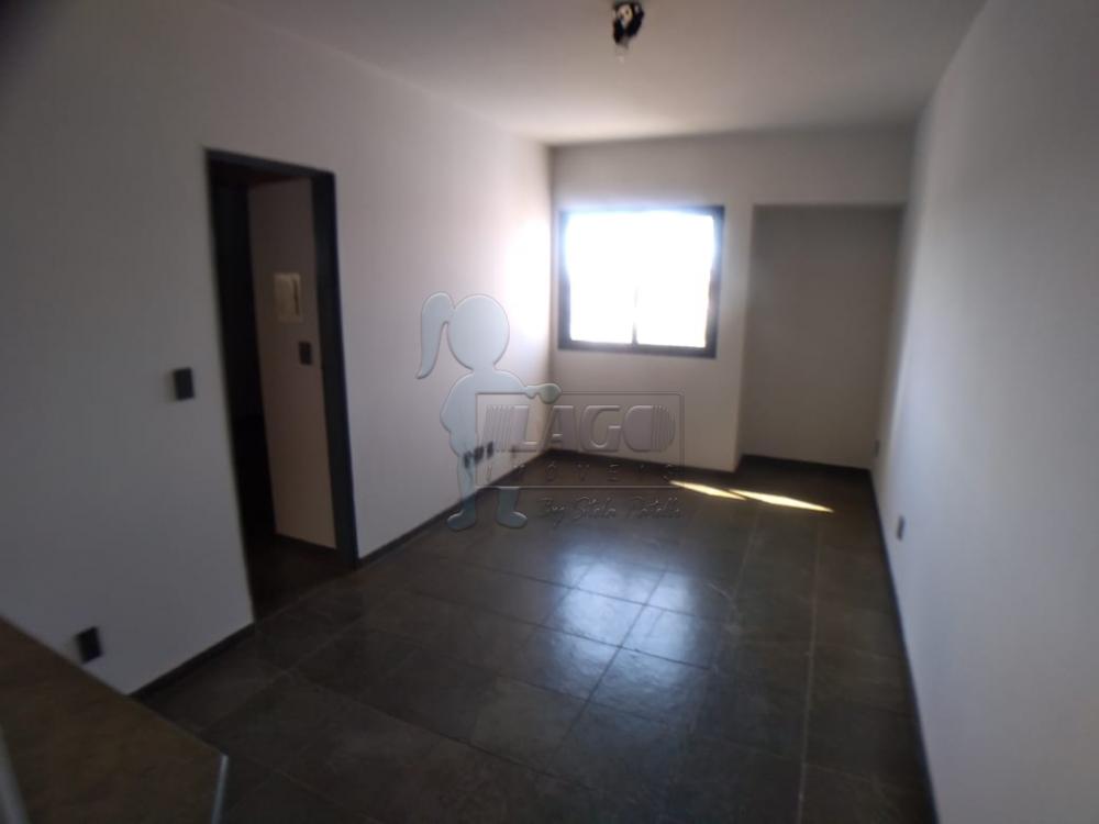 Alugar Apartamentos / Padrão em Ribeirão Preto R$ 1.000,00 - Foto 2