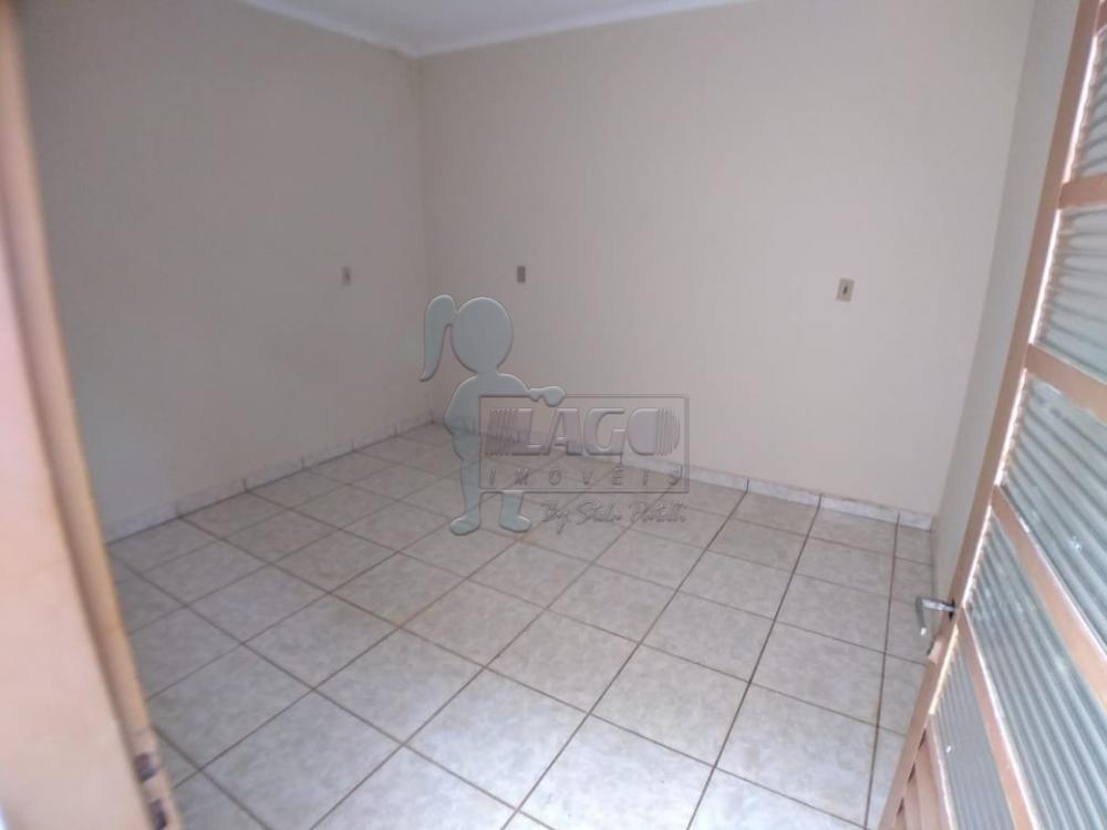 Alugar Casas / Padrão em Ribeirão Preto R$ 1.000,00 - Foto 12