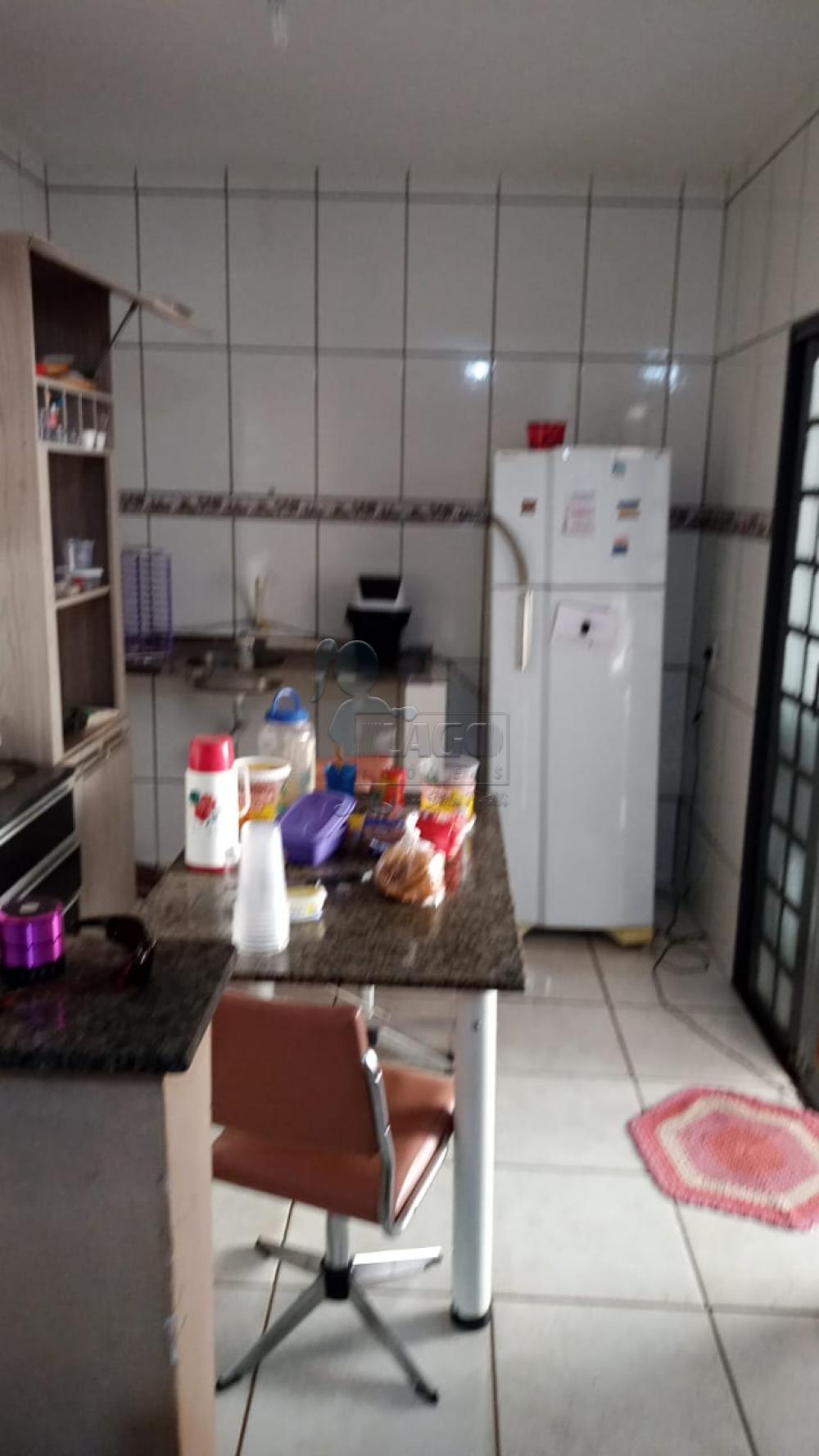 Alugar Casas / Padrão em Ribeirão Preto R$ 600,00 - Foto 12