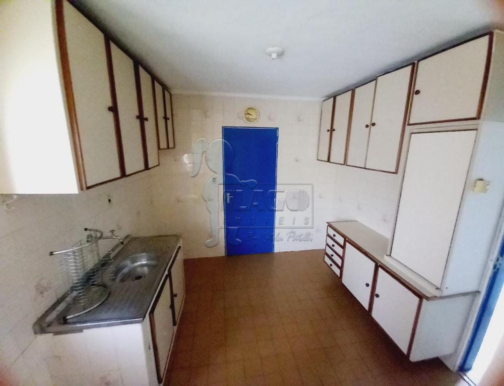 Alugar Apartamentos / Padrão em Ribeirão Preto R$ 900,00 - Foto 4