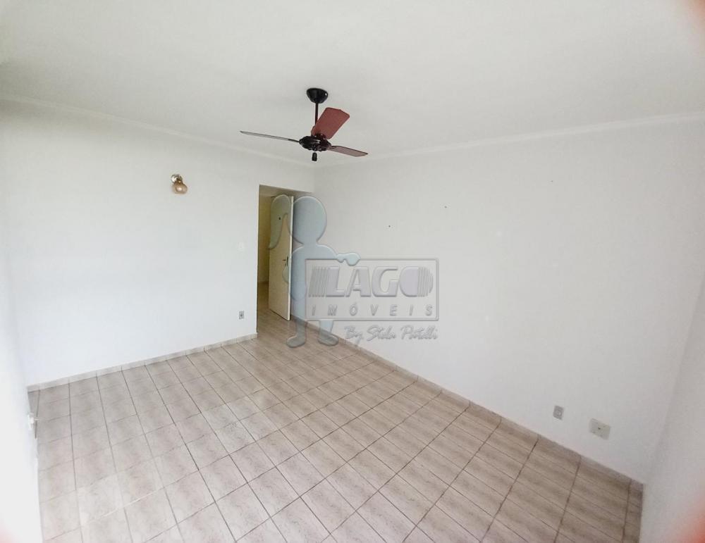 Alugar Apartamentos / Padrão em Ribeirão Preto R$ 900,00 - Foto 2