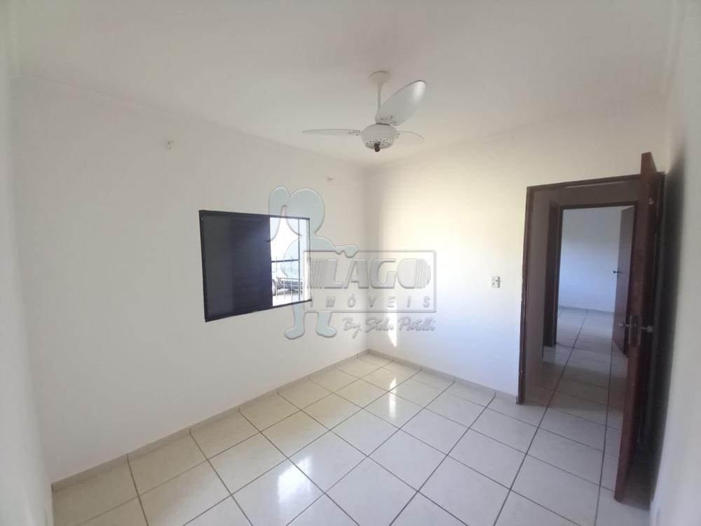 Alugar Apartamentos / Padrão em Ribeirão Preto R$ 700,00 - Foto 3