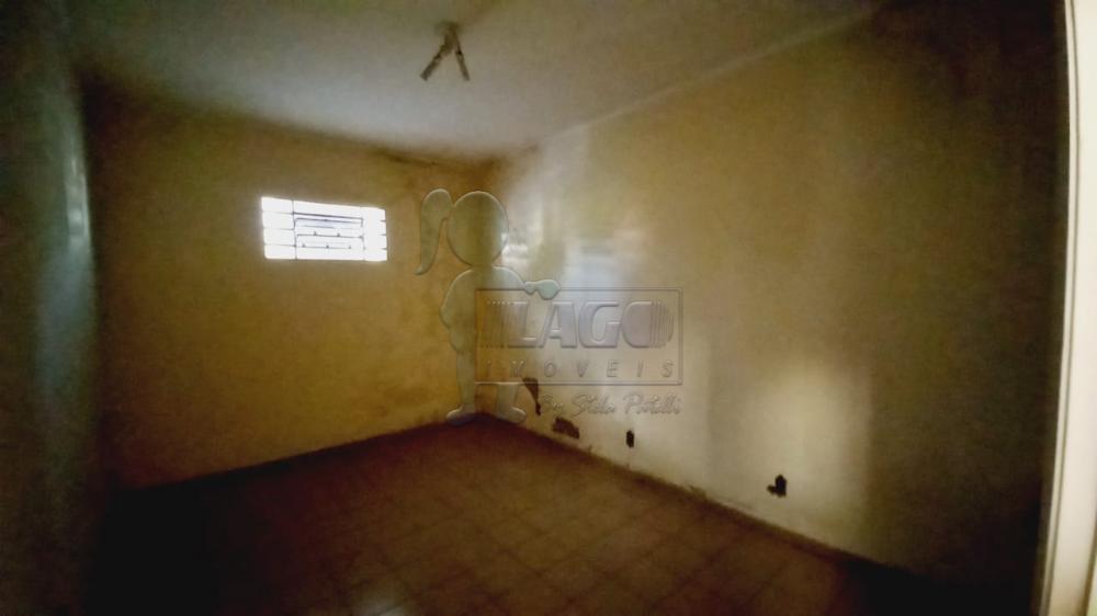 Alugar Casas / Padrão em Ribeirão Preto R$ 1.600,00 - Foto 3